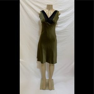 Miguelina Sz XS Olive Green W/Black Sheath Dress